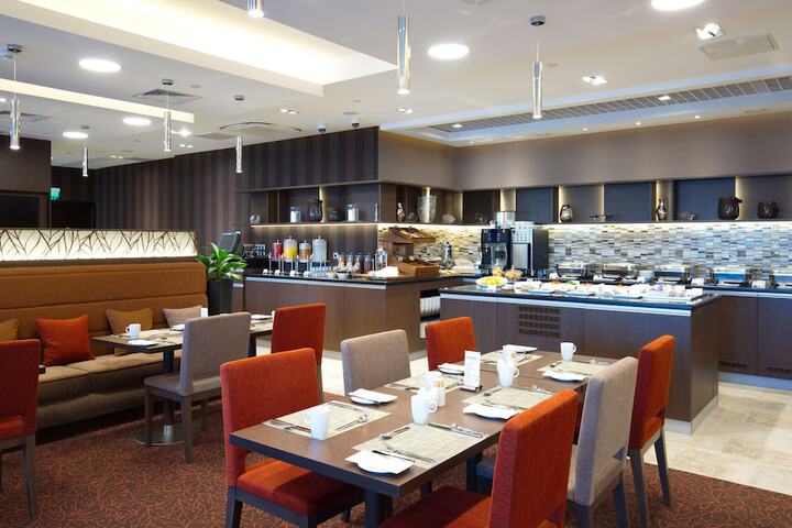 Dining 62 of 92