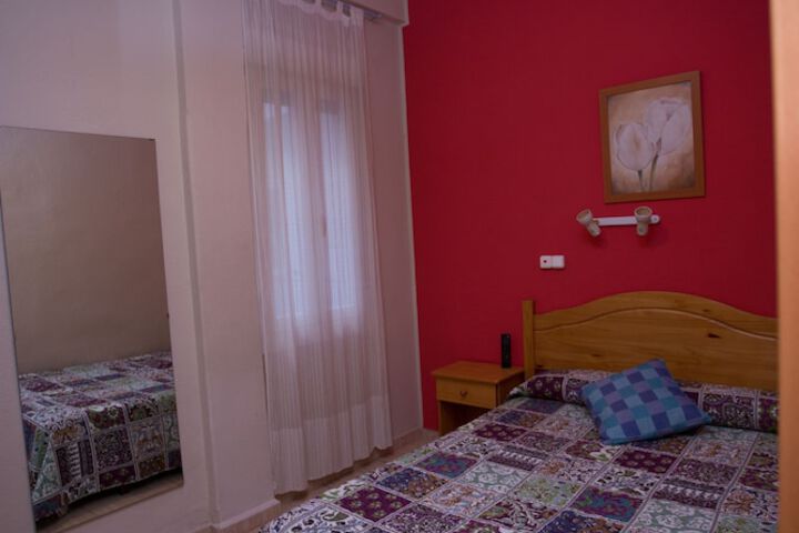Room 10 of 20