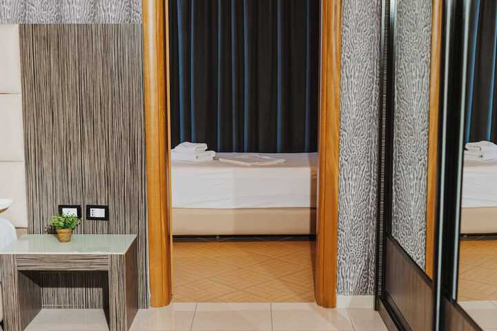 Room 89 of 218