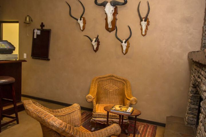 Lounge 59 of 91