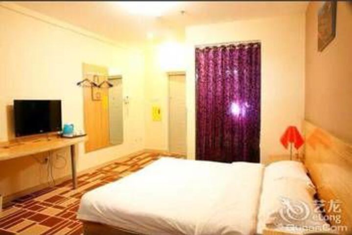 Room 59 of 90