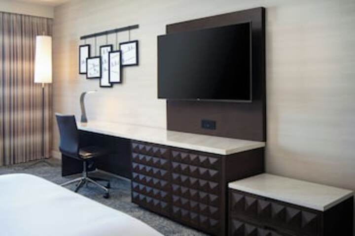 Room 64 of 285