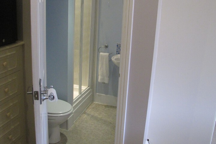 Room 27 of 53