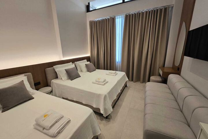 Room 2 of 42
