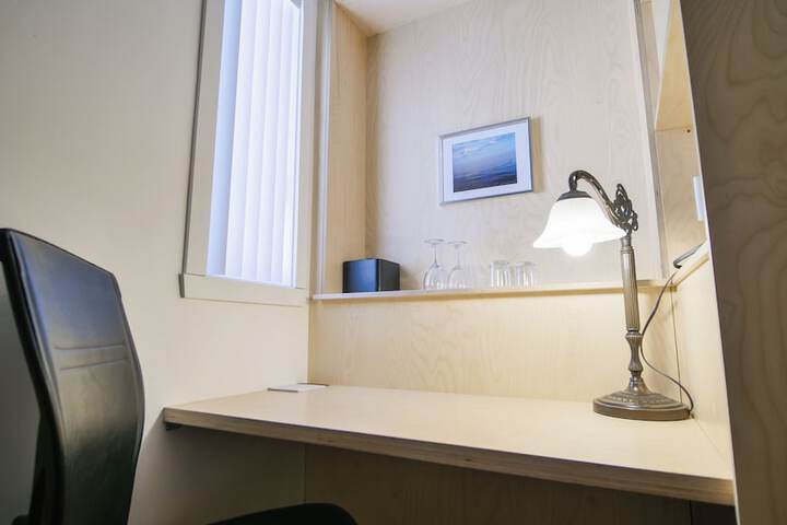 Room 84 of 140
