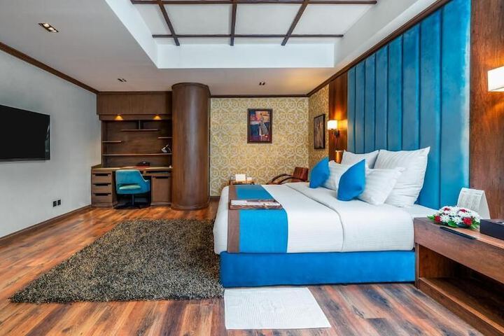 Room 41 of 119