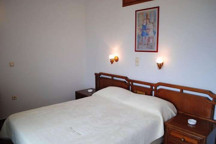 Room 10 of 46