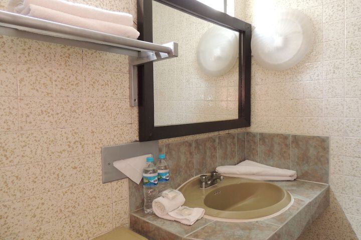 Room 16 of 20