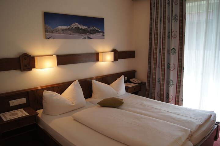 Room 21 of 82