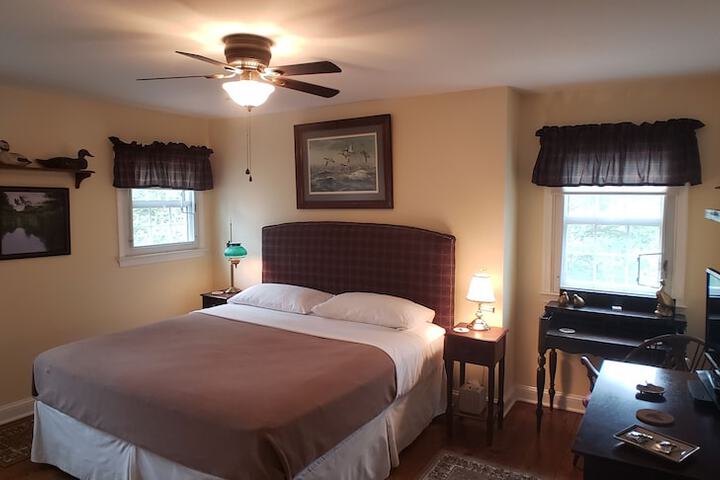 Room 3 of 35