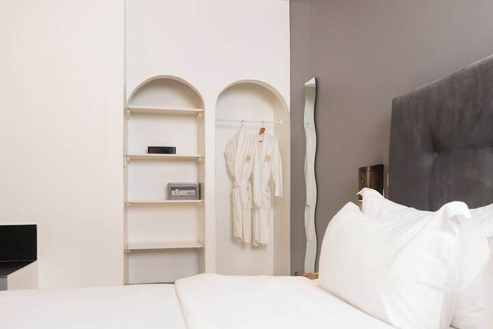 Room 14 of 56