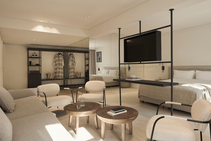 Room 14 of 43