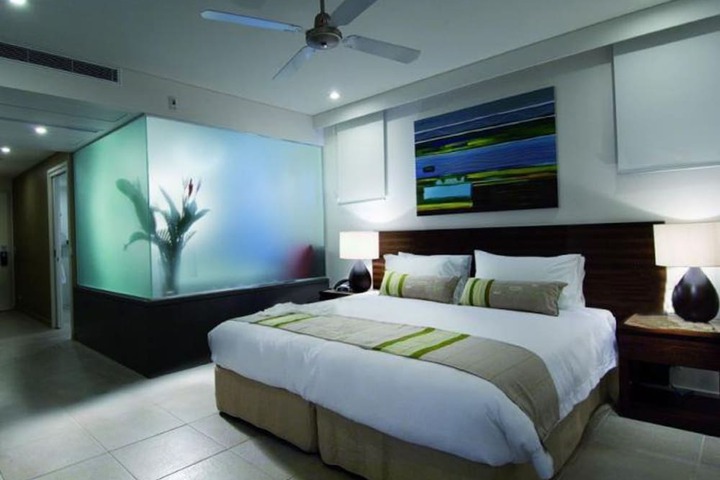 Room 15 of 96
