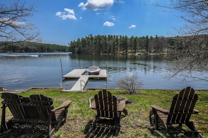 Exterior of SKI SHORE BY TAYLOR MADE DEEP CREEK