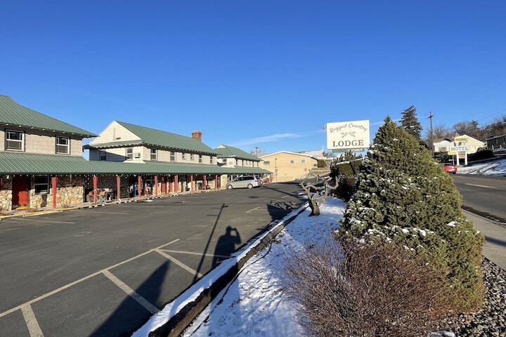 Rugged Country Lodge in Pendleton, OR
