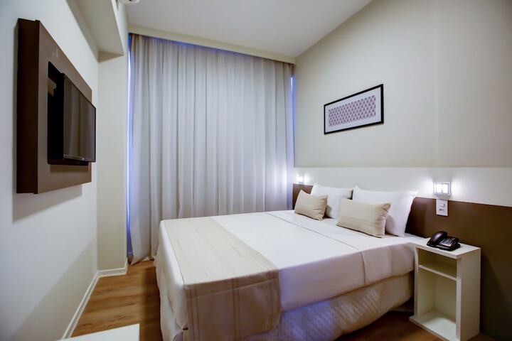 Room 18 of 39