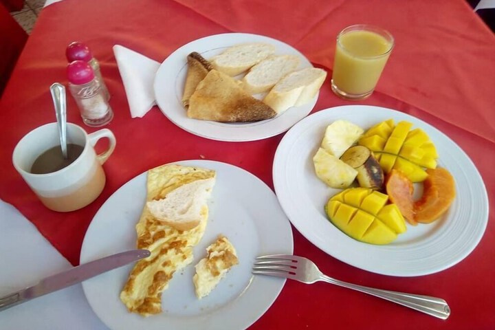 Breakfast/Coffee Service 14 of 28