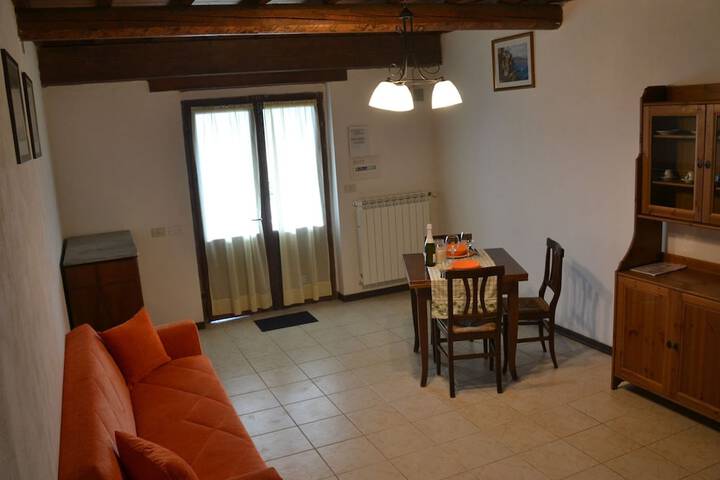 Room 9 of 49