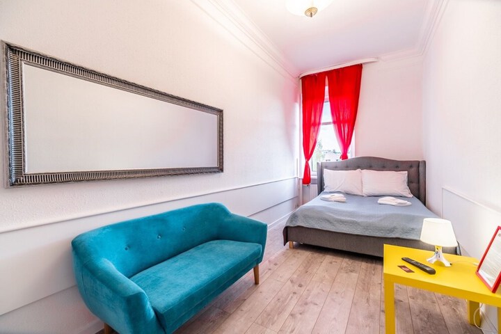 Room 7 of 56