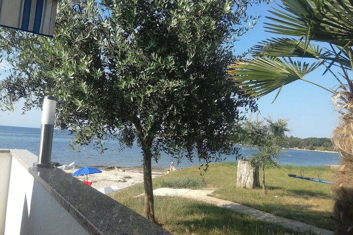 Beach 75 of 91