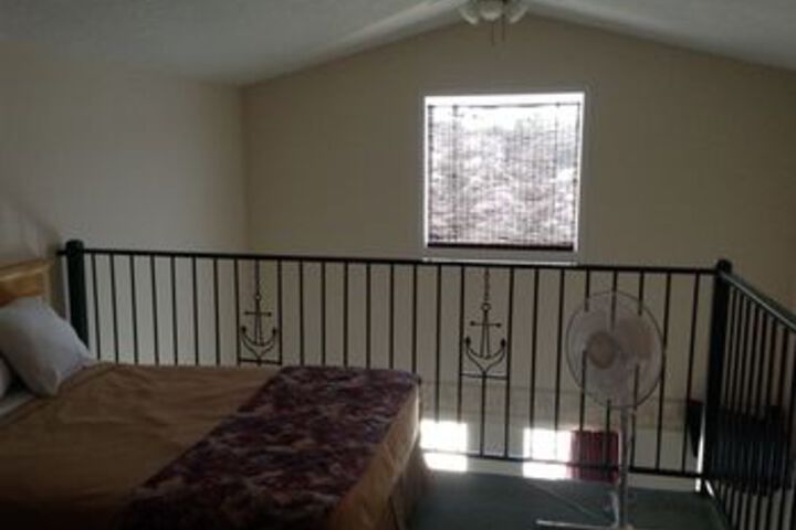 Room 17 of 53
