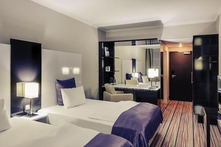 Room 21 of 81
