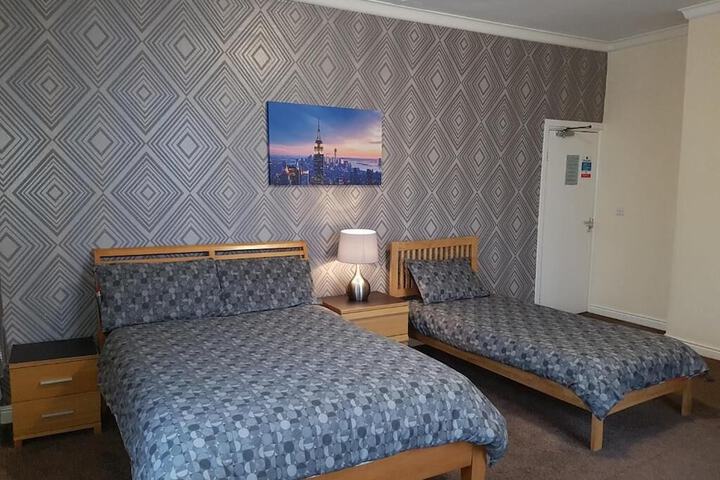 Room 12 of 26
