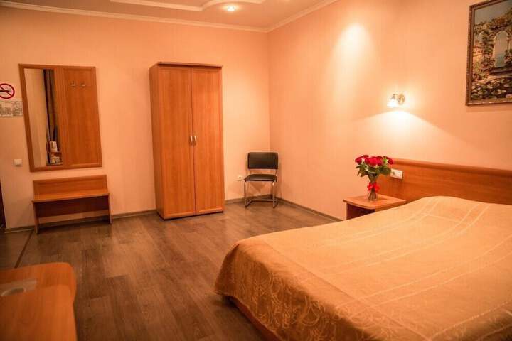 Room 44 of 64