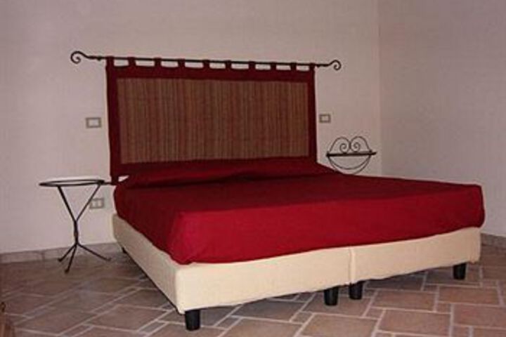 Room 17 of 70