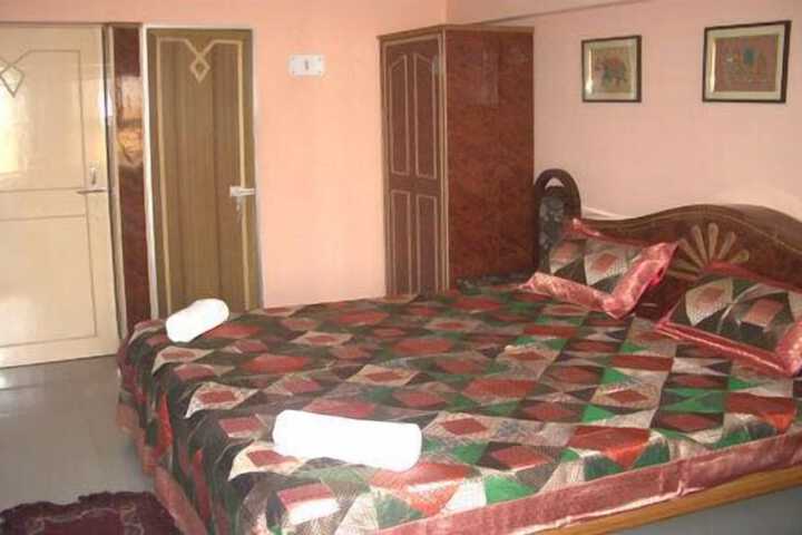 Room 10 of 38
