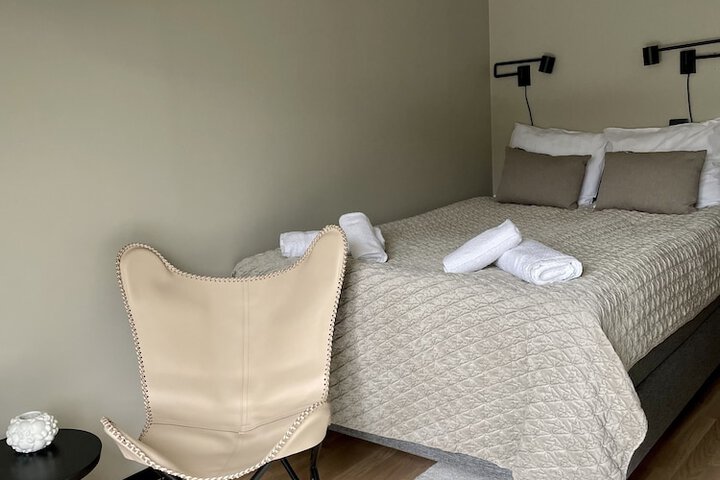 Room 45 of 146