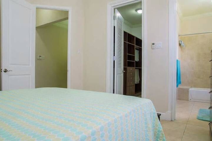 Room 5 of 29