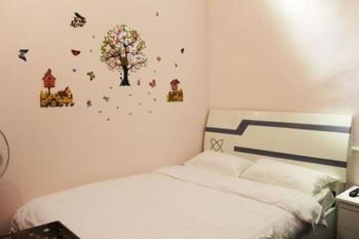 Room 10 of 31