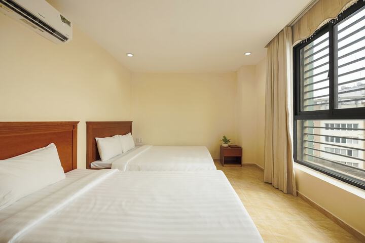 Room 18 of 42