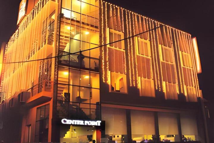 Center Point Hotel and Restaurant
