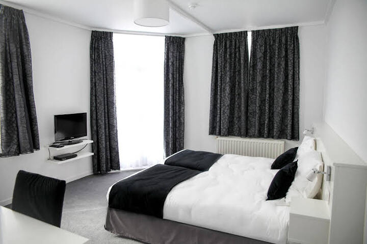 TRACOTEL INN
