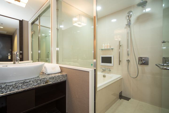 Bath Interior