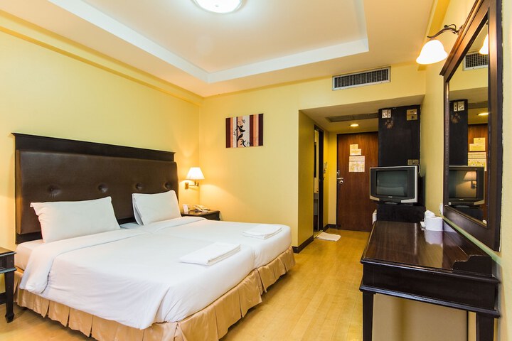 Room 22 of 31