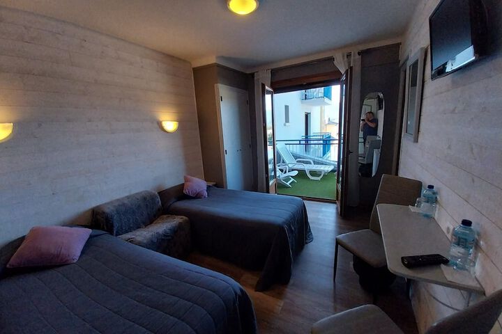 Room 6 of 47