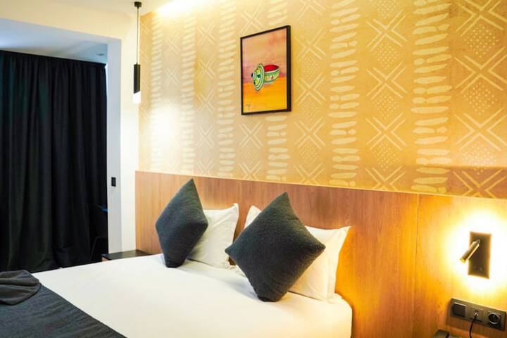Room 13 of 25