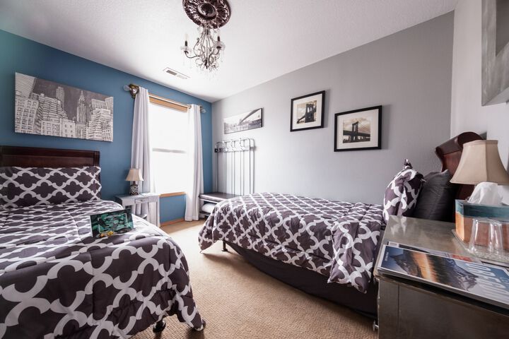 Room 53 of 60