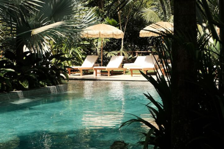 Pool 23 of 48