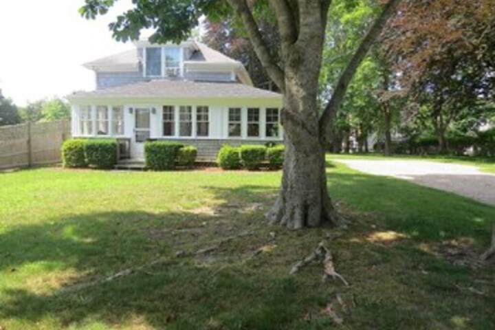 80 Highland Avenue - Three Bedroom House