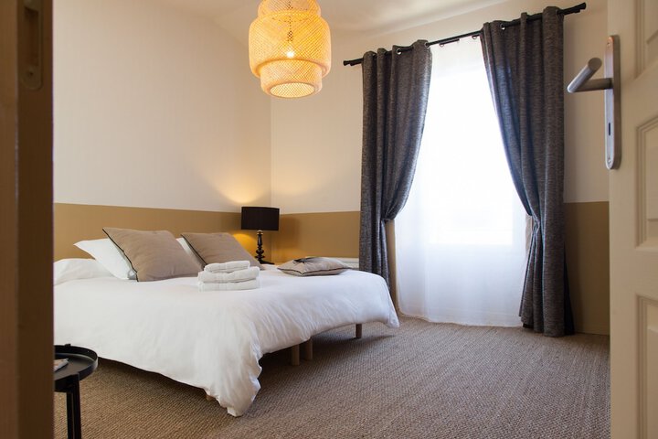 Room 3 of 14