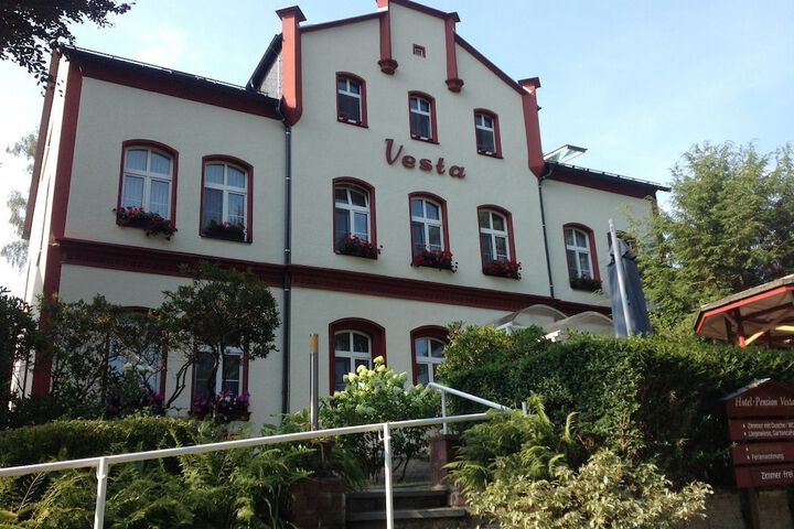 Hotel  Vesta in Bad Elster