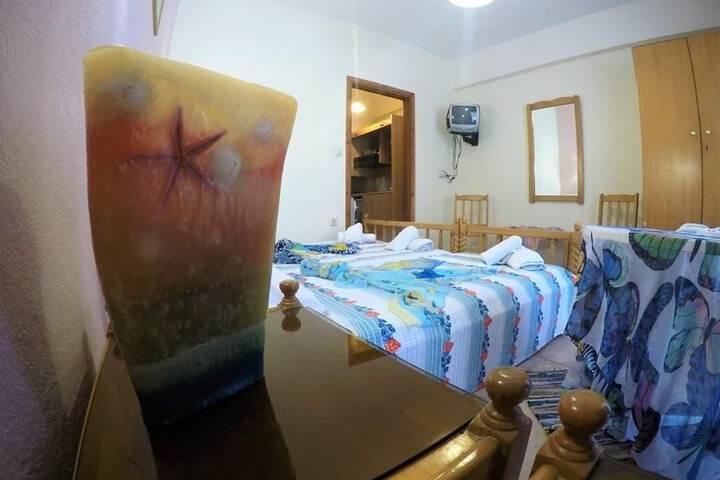 Room 6 of 29