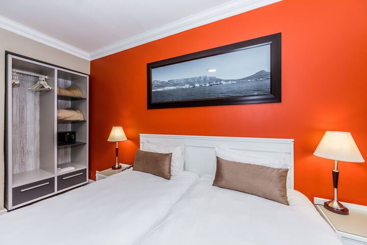 Room 22 of 52