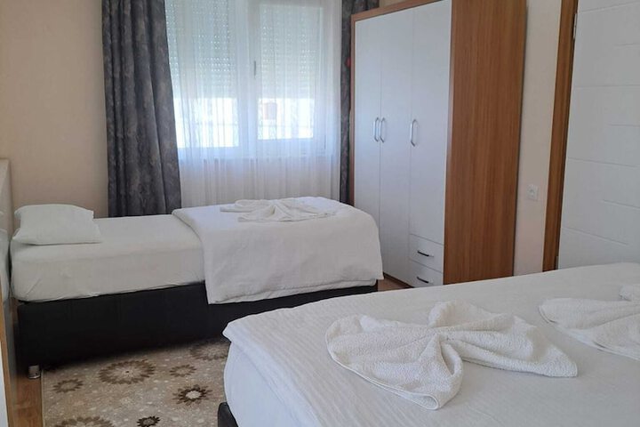 Room 15 of 151