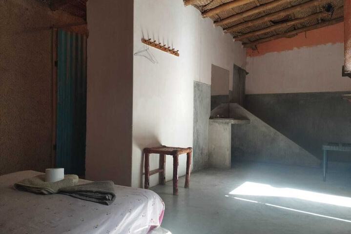 Room 4 of 21