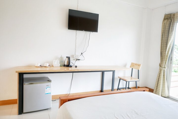 Room 8 of 30